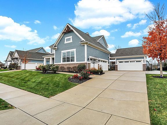 2nd image of 3420 Shady Lake Dr