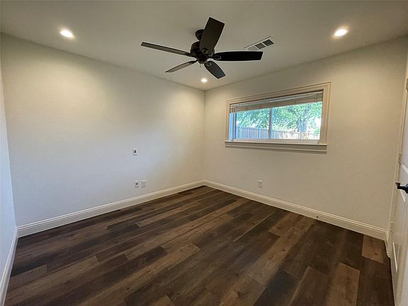 5th image of 5226 Pensacola Dr