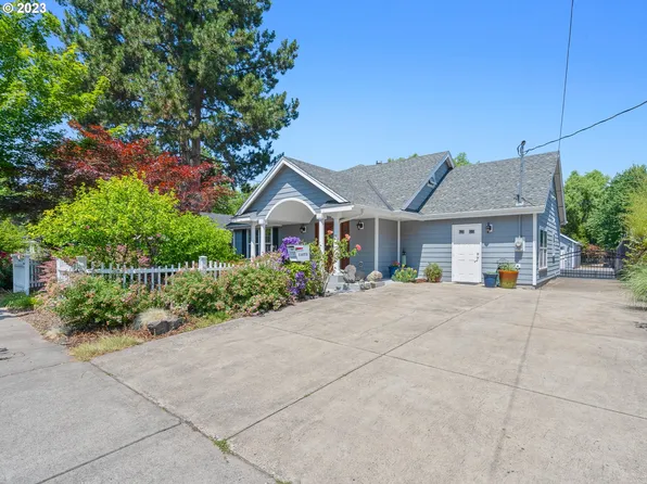 11675 SW 9th St, Beaverton, OR 97005