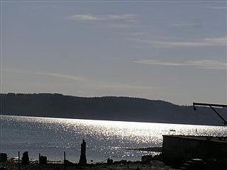 4th image of 30 N Beacon Pl W