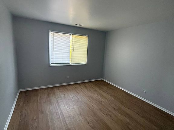 4th image of 1426 E Ports O Call Dr APT 1S