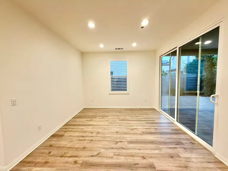 68 Jarano St — Photo 5