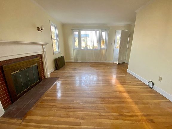 5th image of 19 Sagamore Ave #1
