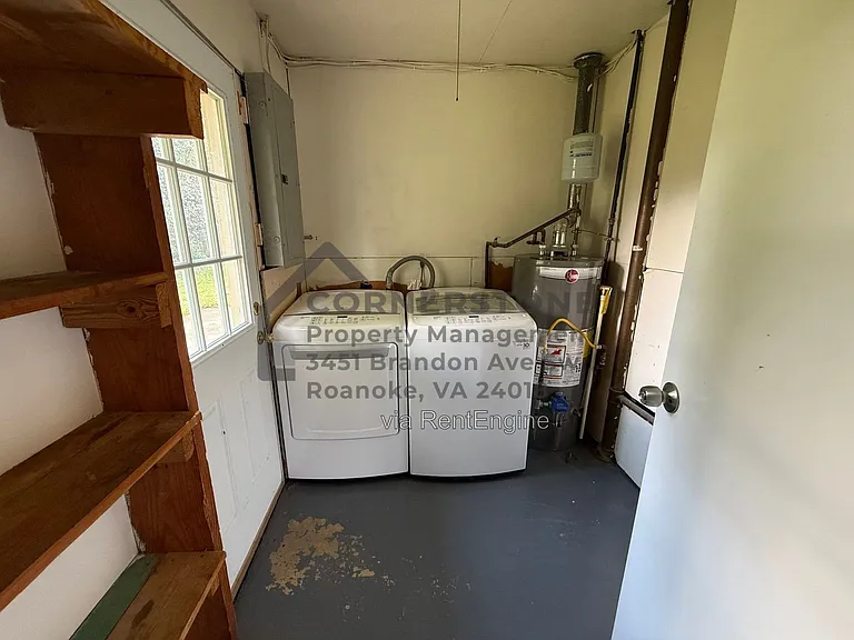 1446 Antrim St — Photo 14