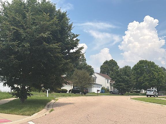 5th image of 1318 E Braymore Cir