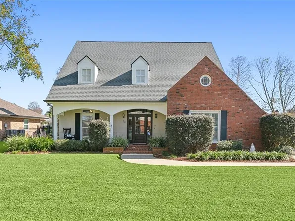 46 Bocage Dr, Destrehan, LA 70047
