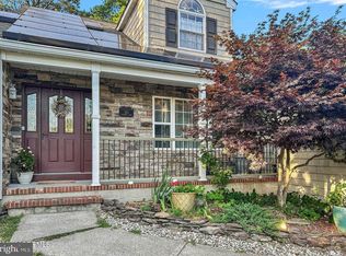 121 Stowaway Rd, Manahawkin, NJ 08050