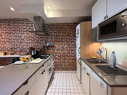 Rented by Keller Williams NYC | media 7