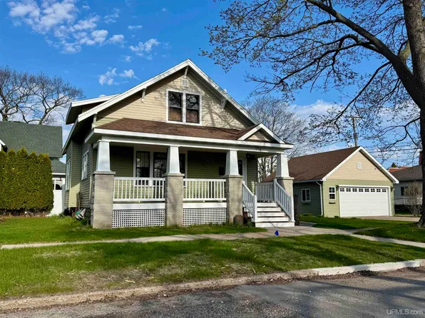 116 S 2nd St, Escanaba, MI 49829