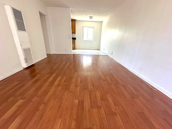 3rd image of 11477 Albers St #B