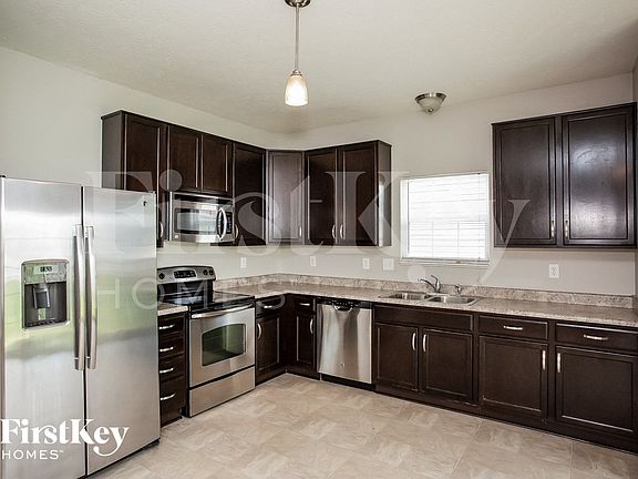 4th image of 11278 Lucky Dan Dr