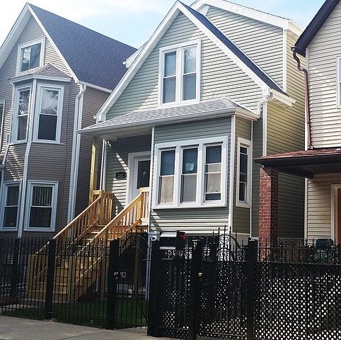 1st image of 3268 W Wabansia Ave