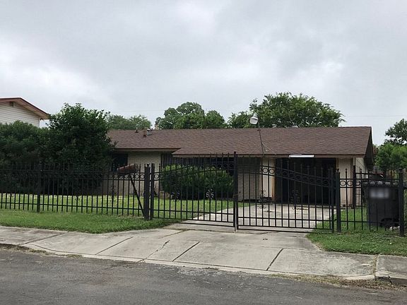 2nd image of 2134 Babs Dr
