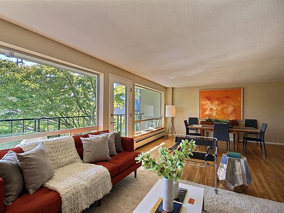 4th image of 330 W Roy St Unit 301