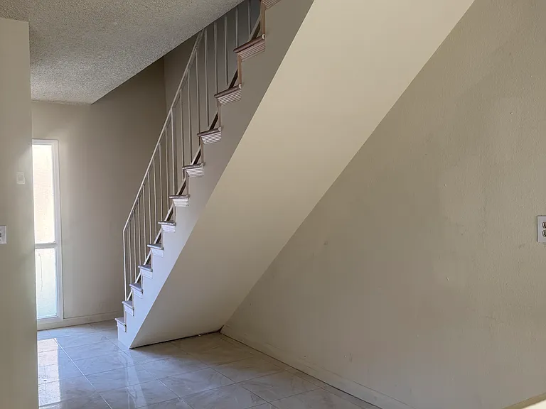 13113 Cypress St #15 — Photo 17