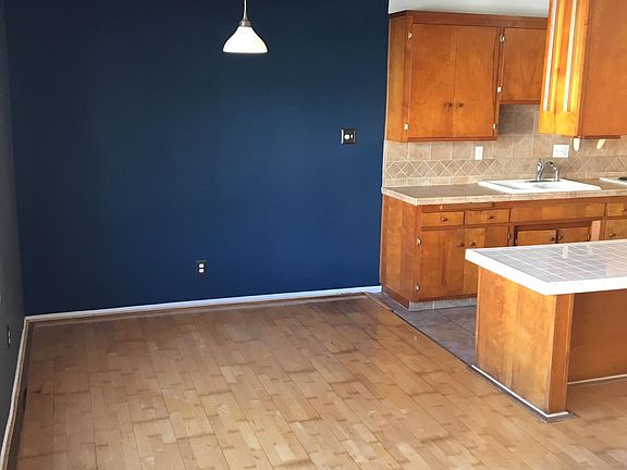 3rd image of 250 Linden Ave Unit 205