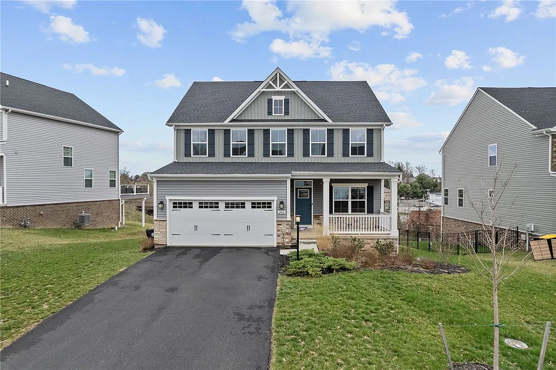 2431 Demare Dr photo 1
