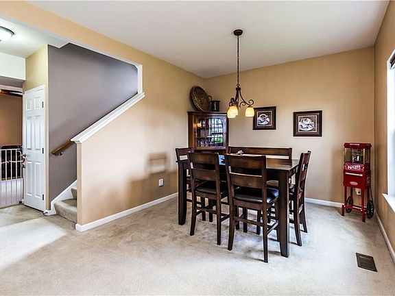 4th image of 120 Owls Nest Way