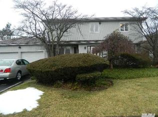 15 Herkimer Ave, Jericho, NY 11753