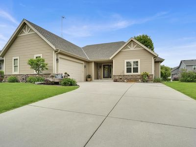 340 Willow LANE, Hartford, WI, 53027