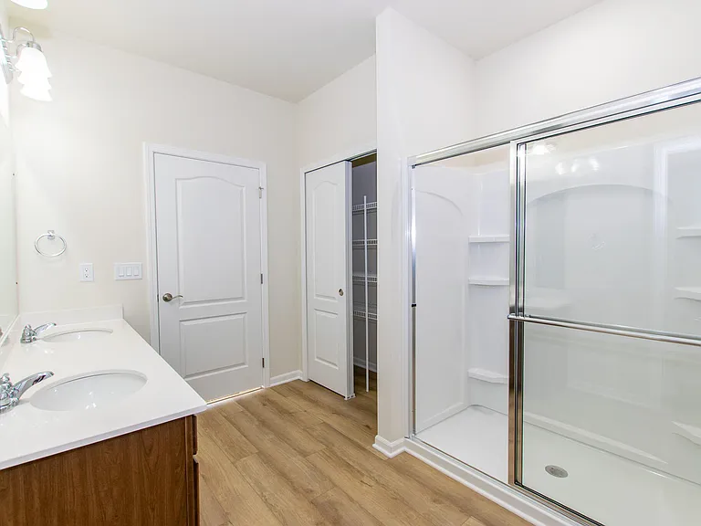 723 W Spaniel Dr — Photo 17