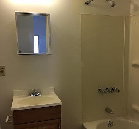4th image of 76 Hancock Ave #5501611