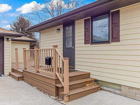 2nd image of 6571 3rd Street Ct N