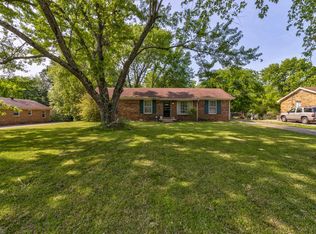 330 Welchwood Dr, Clarksville, TN 37040