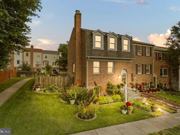 2922 Seminole Rd, Woodbridge, VA 22192