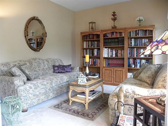 3rd image of 69727 Knottingham Ln