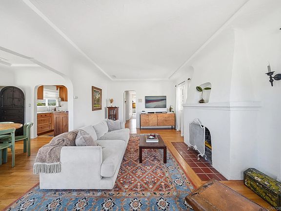 4th image of 4756 E Mountain View Dr