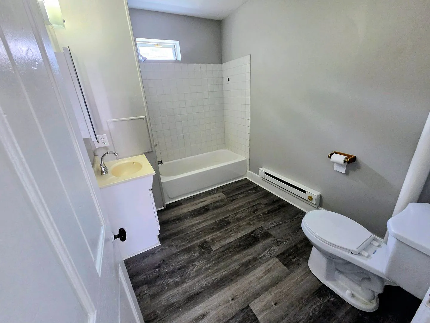 816 Laufer Street — Photo 4