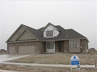 2nd image of 9771 Hibiscus Ln