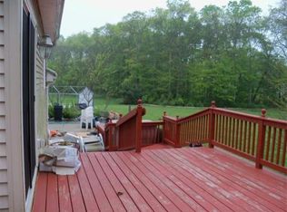 14 Striper Cir, Dartmouth, MA 02747