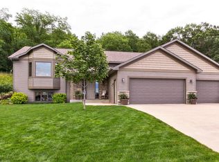 530 Northern Valley Ct, Saint Charles, MN 55972