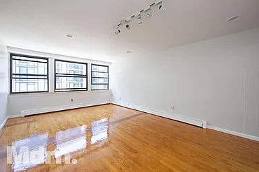 Rented by Mdrn Residential