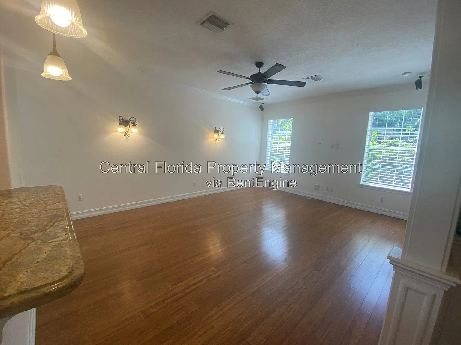 3 bed, 2.5 bath, 1593 sqft, $2,575 — Photo 3