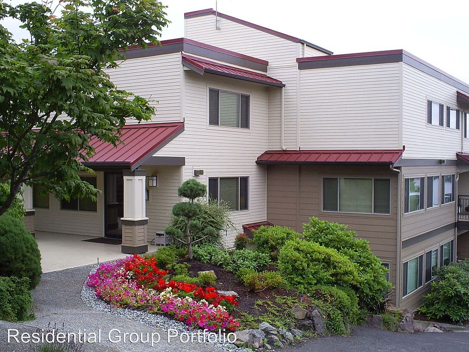 1st image of 3820 NE 155th Pl #903