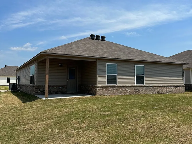 203 Logan Dr — Photo 20