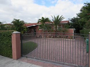 8105 SW 17th St, Miami, FL 33155