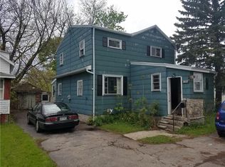 2627 Edgemere Dr, Rochester, NY 14612