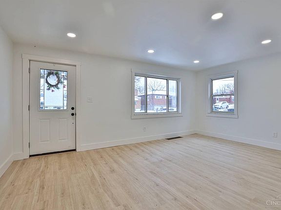 5th image of 3328 Ninann Ct