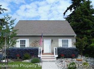 1410 13th St, Anacortes, WA 98221