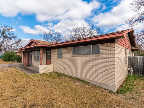 4th image of 5711 Sayle St