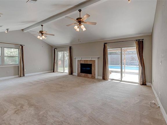 2nd image of 209 Clearwood Dr