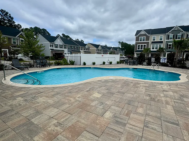 337 Golan Cir #C — Photo 37