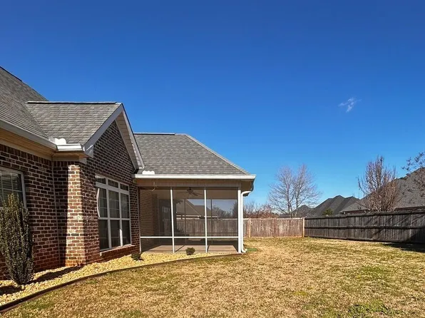 208 Pembroke Point, Centerville, GA 31028