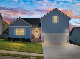 1753 Rains Rd, Clarksville, TN 37042