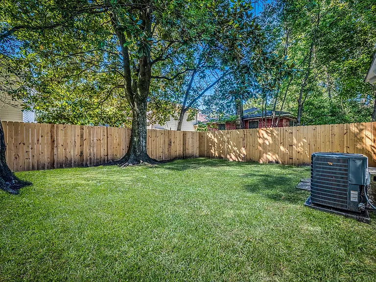4673 Hassell Ave — Photo 25