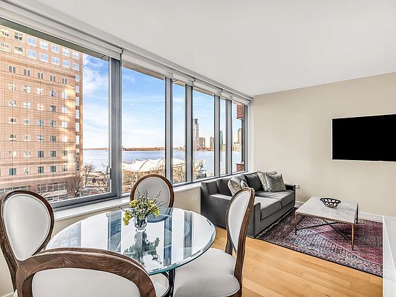 2nd image of 2 River Ter APT 6F